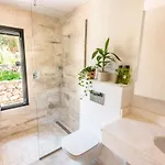 빌라 Mas Tranquila - A Stylish With Pool 150 M From The *