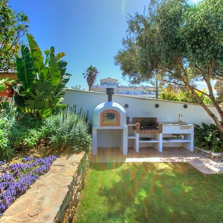 Villa Mas Tranquila - A Stylish With Pool 150 M From The Conil De La Frontera