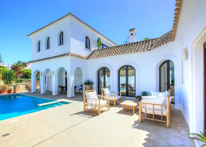 Mas Tranquila - A Stylish With Pool 150 M From The 别墅 科尼尔-德拉弗龙特拉