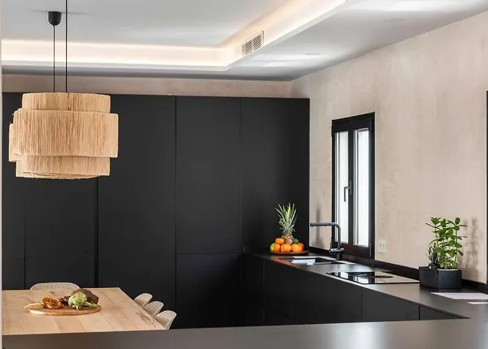 别墅 Mas Tranquila - A Stylish With Pool 150 M From The 科尼尔-德拉弗龙特拉