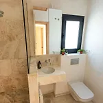 Mas Tranquila - A Stylish With Pool 150 M From The Villa *