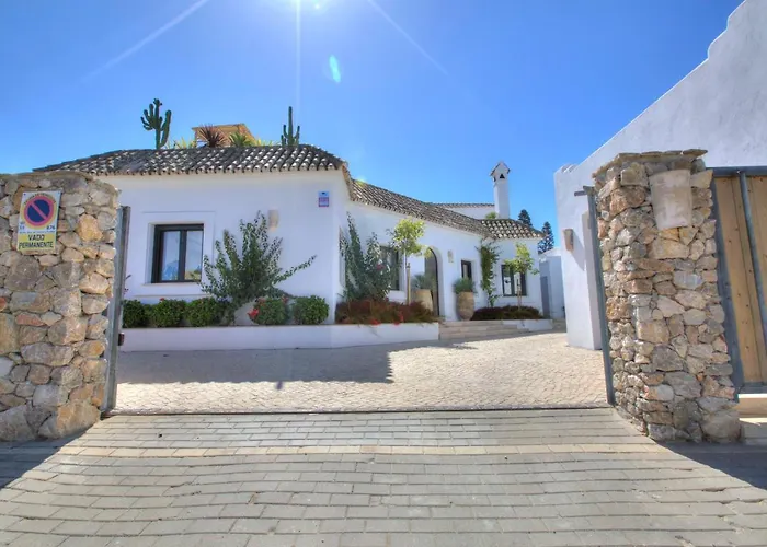 Mas Tranquila - A Stylish With Pool 150 M From The Conil De La Frontera