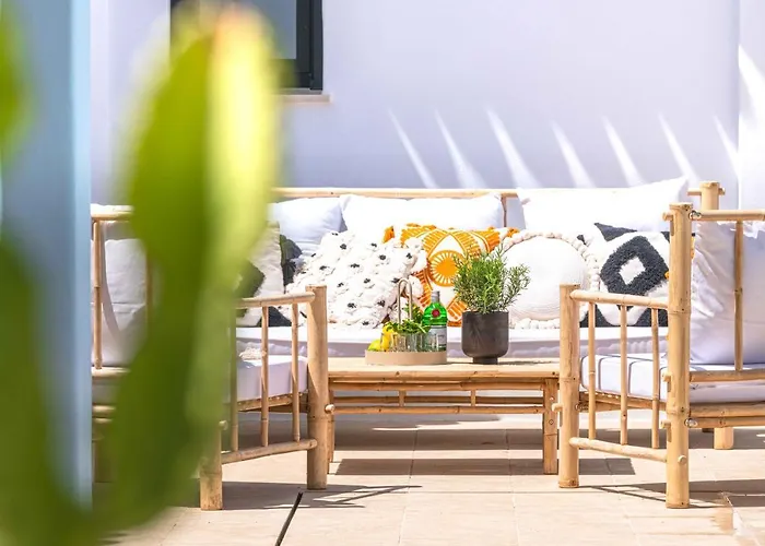 Mas Tranquila - A Stylish With Pool 150 M From The