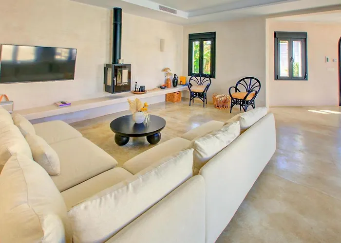 Mas Tranquila - A Stylish With Pool 150 M From The Вилла