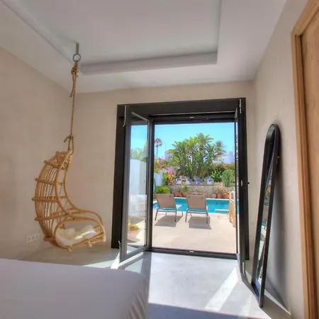 Villa Mas Tranquila - A Stylish With Pool 150 M From The Conil De La Frontera