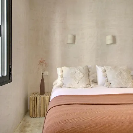 Villa Mas Tranquila - A Stylish With Pool 150 M From The *