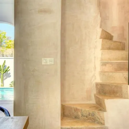 Mas Tranquila - A Stylish With Pool 150 M From The Villa *