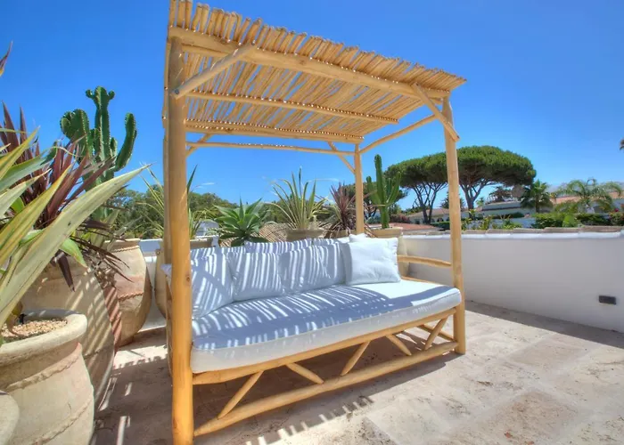 Mas Tranquila - A Stylish With Pool 150 M From The * Conil De La Frontera